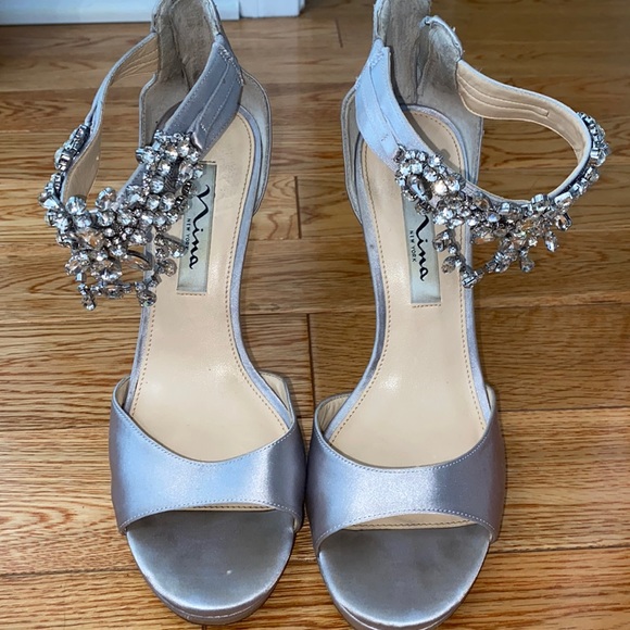 Heels - Picture 1 of 3